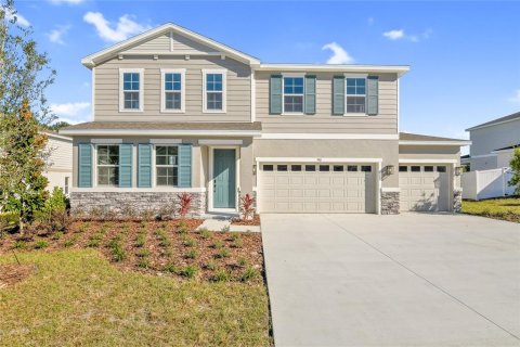 House in Mount Dora, Florida 4 bedrooms, 248.05 sq.m. № 2205581 - photo 2