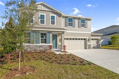 House in Mount Dora, Florida 4 bedrooms, 248.05 sq.m. № 2205581