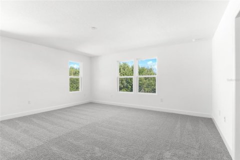 House in Mount Dora, Florida 4 bedrooms, 248.05 sq.m. № 2205581 - photo 10