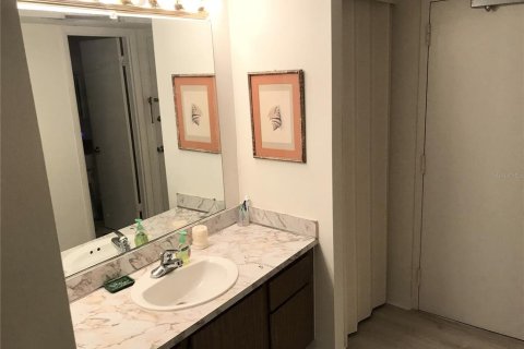 Condominio en alquiler en Clearwater, Florida, 2 dormitorios, 110.18 m2 № 513831 - foto 17
