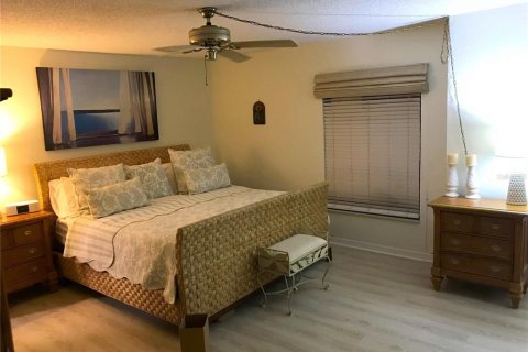 Condominio en alquiler en Clearwater, Florida, 2 dormitorios, 110.18 m2 № 513831 - foto 16