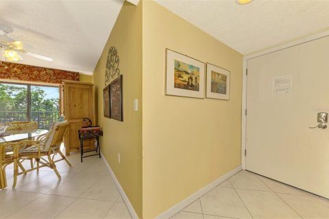 Copropriété à vendre à Sarasota, Floride: 2 chambres, 79.9 m2 № 1649057 - photo 6