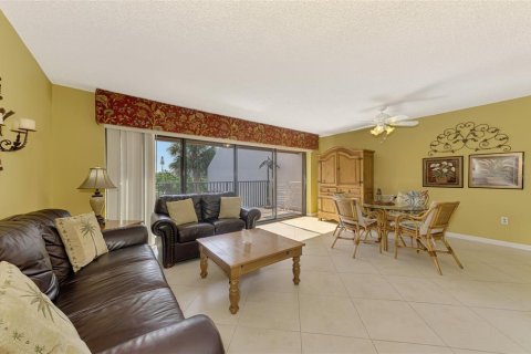 Copropriété à vendre à Sarasota, Floride: 2 chambres, 79.9 m2 № 1649057 - photo 10