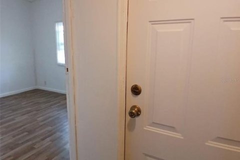 Immobilier commercial à vendre à Port Richey, Floride: 55.74 m2 № 1822871 - photo 14