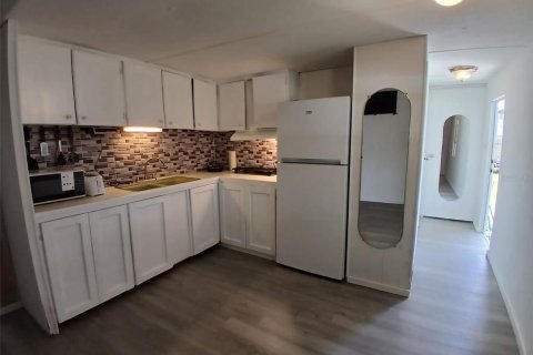 Immobilier commercial à vendre à Port Richey, Floride: 55.74 m2 № 1822871 - photo 3