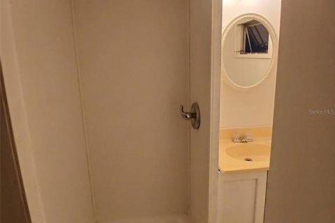 Immobilier commercial à vendre à Port Richey, Floride: 55.74 m2 № 1822871 - photo 11