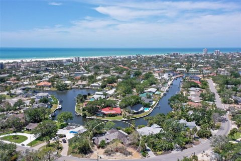 House in Sarasota, Florida 3 bedrooms, 217.11 sq.m. № 1648801 - photo 15