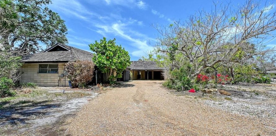 House in Sarasota, Florida 3 bedrooms, 217.11 sq.m. № 1648801