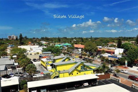 House in Sarasota, Florida 3 bedrooms, 217.11 sq.m. № 1648801 - photo 22