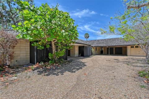 House in Sarasota, Florida 3 bedrooms, 217.11 sq.m. № 1648801 - photo 2