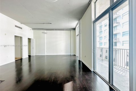 Купить кондоминиум в Холливуд, Флорида 1 спальня, 68.56м2, № 1984964 - фото 4