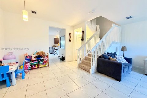 Adosado en venta en Homestead, Florida, 3 dormitorios, 149.76 m2 № 2293041 - foto 17