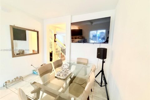 Adosado en venta en Homestead, Florida, 3 dormitorios, 149.76 m2 № 2293041 - foto 26