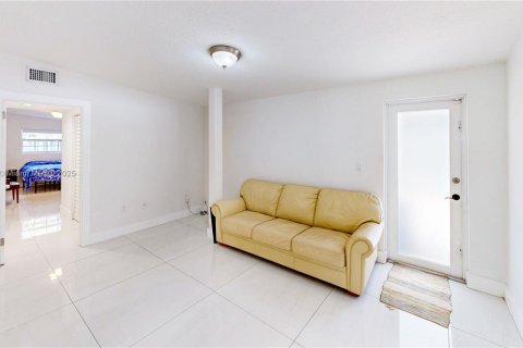 Villa ou maison à vendre à Homestead, Floride: 3 chambres, 151.34 m2 № 1956270 - photo 12