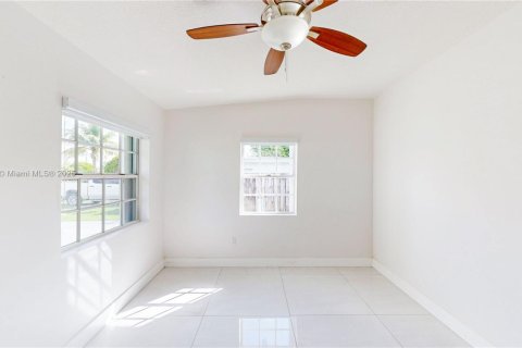 Villa ou maison à vendre à Homestead, Floride: 3 chambres, 151.34 m2 № 1956270 - photo 30