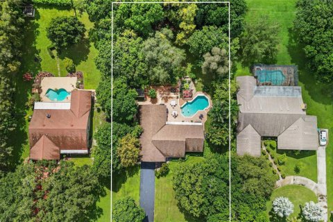 Купить виллу или дом в Купер-Сити, Флорида 1 комната, 273.04м2, № 2260371 - фото 2