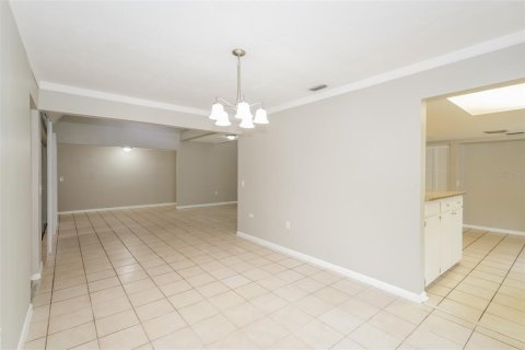 Casa en venta en Valrico, Florida, 4 dormitorios, 222.78 m2 № 1783058 - foto 4