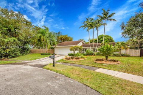 Casa en venta en Miami, Florida, 5 dormitorios, 196.21 m2 № 1996206 - foto 20