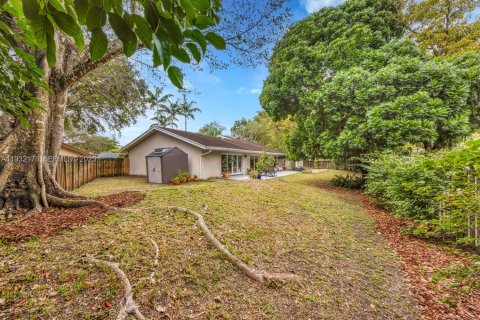 Купить виллу или дом в Майами, Флорида 5 спален, 196.21м2, № 1996206 - фото 15