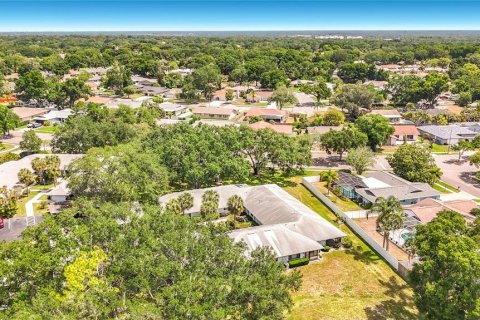 Condominio en venta en Clearwater, Florida, 2 dormitorios, 105.44 m2 № 2209428 - foto 5