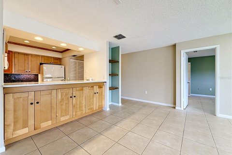 Condominio en venta en Clearwater, Florida, 2 dormitorios, 105.44 m2 № 2209428 - foto 13