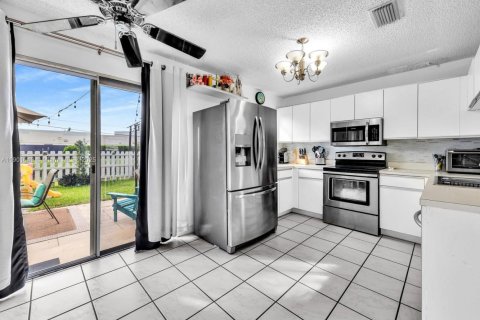 Villa ou maison à vendre à Plantation, Floride: 3 chambres, 138.8 m2 № 1955674 - photo 17