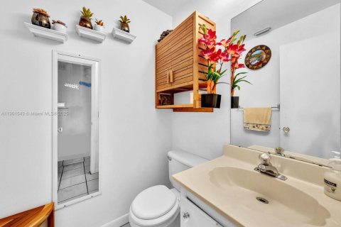 Villa ou maison à vendre à Plantation, Floride: 3 chambres, 138.8 m2 № 1955674 - photo 16