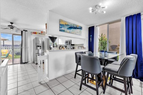 Villa ou maison à vendre à Plantation, Floride: 3 chambres, 138.8 m2 № 1955674 - photo 13