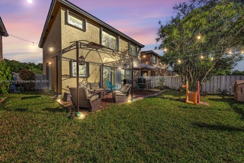 Villa ou maison à vendre à Plantation, Floride: 3 chambres, 138.8 m2 № 1955674 - photo 2