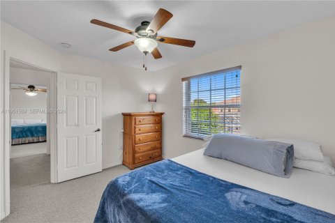 Купить виллу или дом в Корал-Спрингс, Флорида 4 спальни, 234.67м2, № 2022160 - фото 17