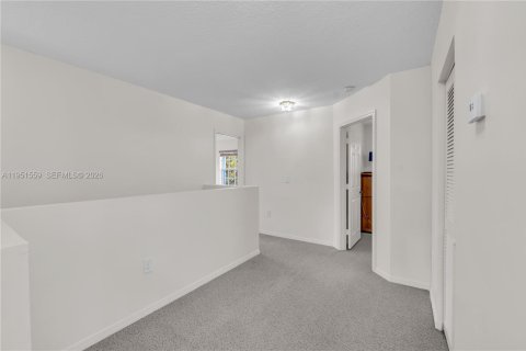 Купить виллу или дом в Корал-Спрингс, Флорида 4 спальни, 234.67м2, № 2022160 - фото 27