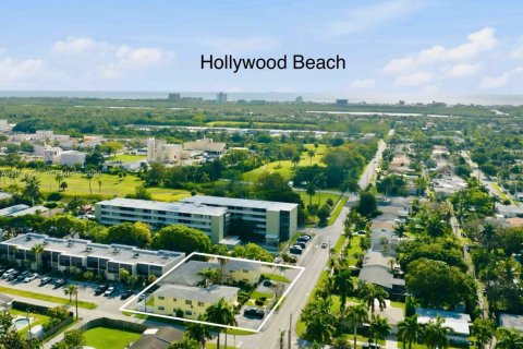 Condominio en venta en Hollywood, Florida, 1 dormitorio, 76.64 m2 № 2084953 - foto 27