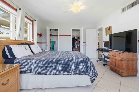 Condominio en venta en Hollywood, Florida, 1 dormitorio, 76.64 m2 № 2084953 - foto 16