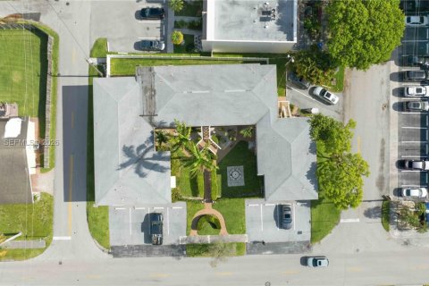 Condominio en venta en Hollywood, Florida, 1 dormitorio, 76.64 m2 № 2084953 - foto 24