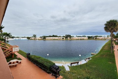 Copropriété à vendre à Hallandale Beach, Floride: 1 chambre, 58.06 m2 № 2084525 - photo 24