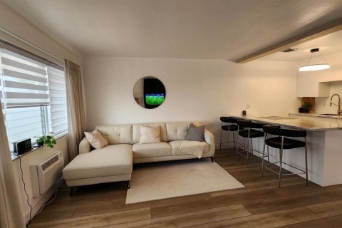 Copropriété à vendre à Hallandale Beach, Floride: 1 chambre, 58.06 m2 № 2084525 - photo 4