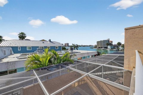 Touwnhouse à louer à Clearwater, Floride: 3 chambres, 278.52 m2 № 2416327 - photo 26
