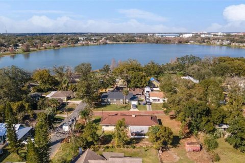 Villa ou maison à louer à Lakeland, Floride: 3 chambres, 151.24 m2 № 1810969 - photo 23
