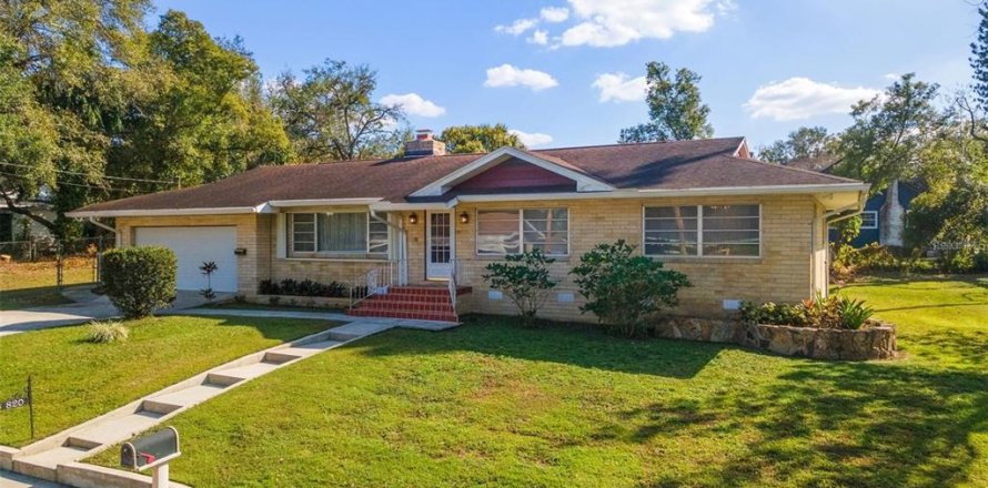 Villa ou maison à Lakeland, Floride 3 chambres, 151.24 m2 № 1810969