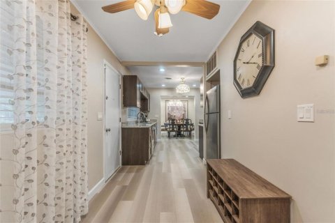 Villa ou maison à louer à Lakeland, Floride: 3 chambres, 151.24 m2 № 1810969 - photo 5
