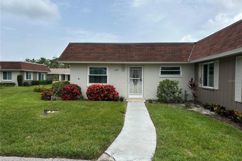 Villa ou maison à Sarasota, Floride 2 chambres, 92.16 m2 № 2299427