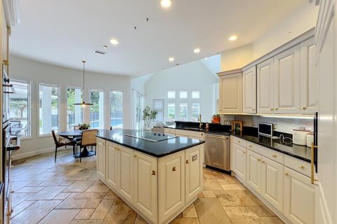 Купить виллу или дом в Орландо, Флорида 3 комнаты, 451.41м2, № 2202906 - фото 16