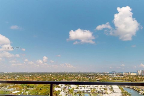 Condominio en alquiler en Hallandale Beach, Florida, 1 dormitorio, 88.26 m2 № 2057542 - foto 30
