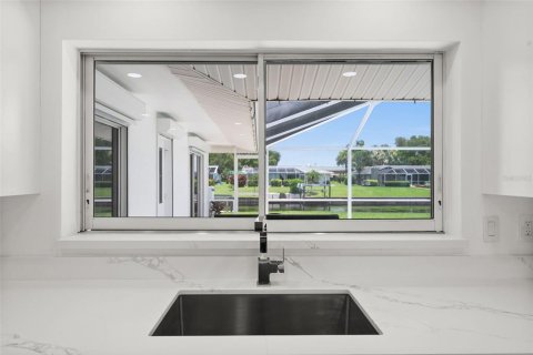 Casa en venta en Cape Coral, Florida, 4 dormitorios, 164.72 m2 № 1855463 - foto 19