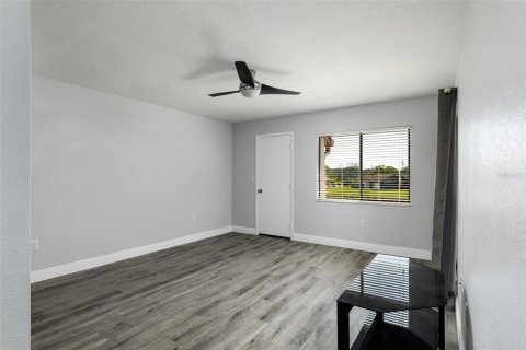 Condo in Oldsmar, Florida, 2 bedrooms  № 1508148 - photo 13