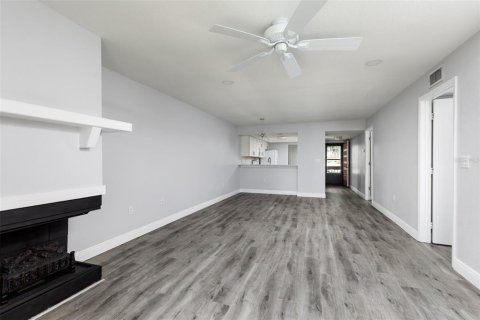 Condo in Oldsmar, Florida, 2 bedrooms  № 1508148 - photo 10