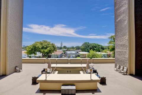 Condo in Hollywood, Florida, 1 bedroom  № 2253489 - photo 20