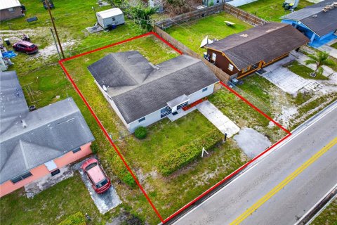 House in St. Lucie, Florida 4 bedrooms, 126.35 sq.m. № 2233927 - photo 16