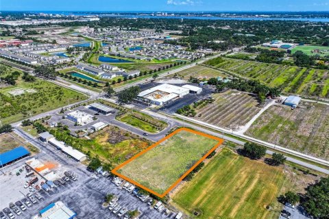 Terreno en Bradenton, Florida № 2207942