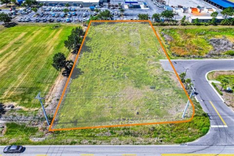 Terreno en venta en Bradenton, Florida № 2207942 - foto 4